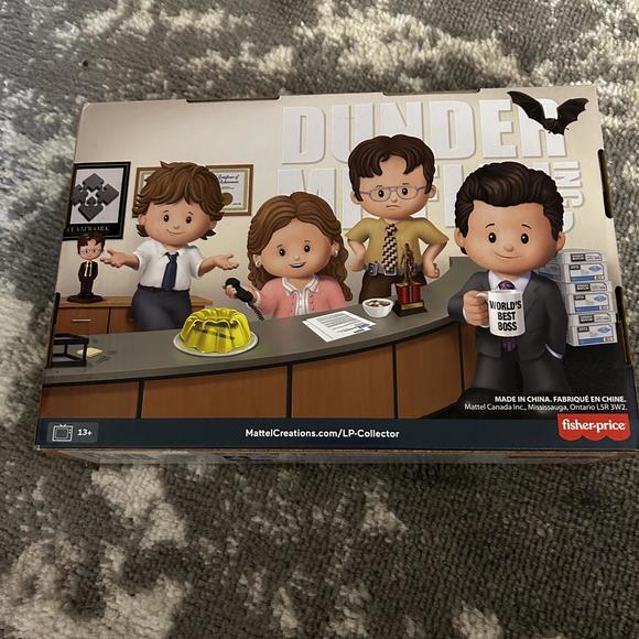 Fisher-Price Little People Collector Set (NEW) - Picture 4 of 4